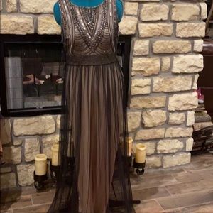 Adrianna papell sleeveless beaded long gown